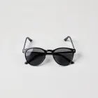 Chic Black Frame Sunglasses