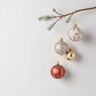 Vintage Style Ornaments Set