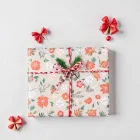 Large Holiday Gift Wrap Set