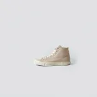 High-Top Sneakers - Retro Vibe